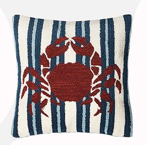 outdoor-crab-pillow
